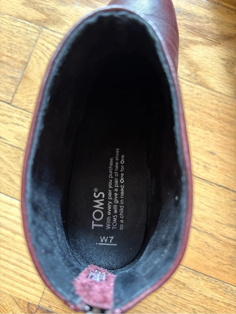 Toms Women's Wine Leather Ankle Boot